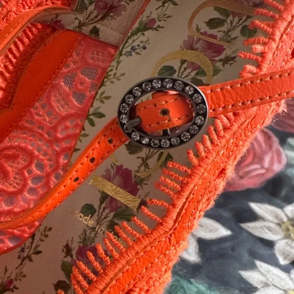 Gucci Elegant Orange Lace Mary Jane Heels Sz 40 - Picture 11 of 13